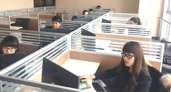 老司机app科技售中客服服务，客服部实拍图